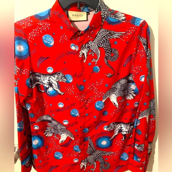 GUCCI XL LONG SLEEVED - Picture 1 of 2